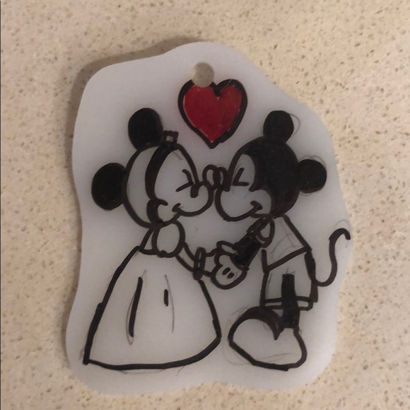 Minnie and Mickey keychain - Picture 2 of 2
